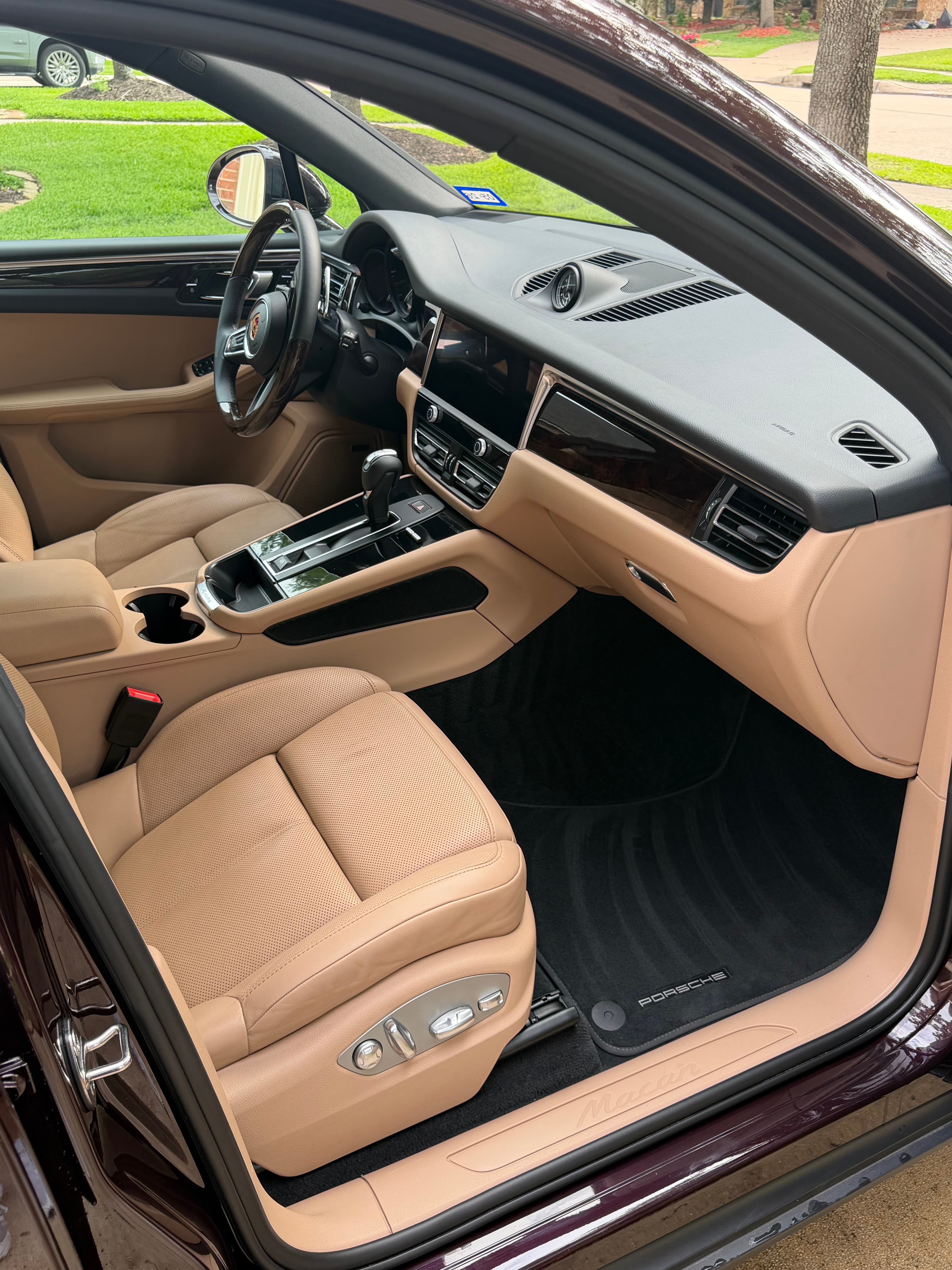 Interior Full Detail for Meredith B.
