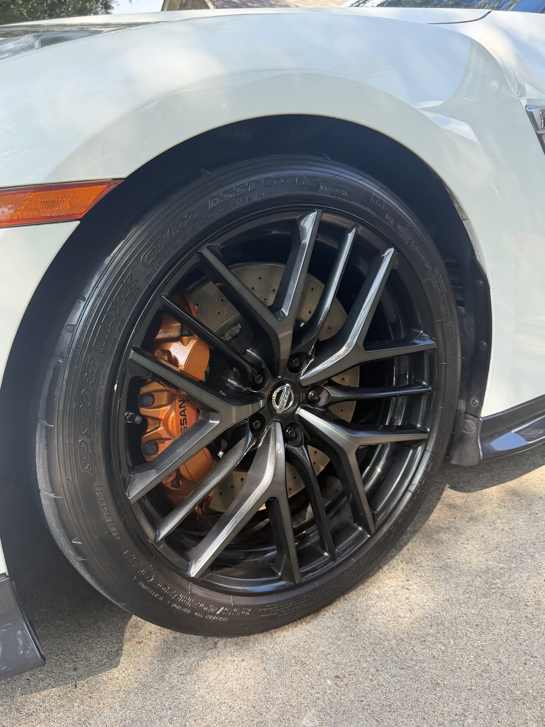 Exterior Full Detail for Tom P.'s 2017 Nissan GT-R Premium